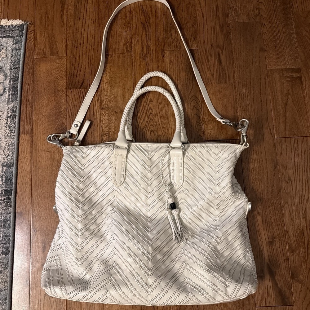 Sondra Roberts White Woven Leather Slouchy Shoulder Bag Handbag Purse